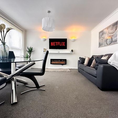 Contemporary And Cosy Birmingham Apartment- Free Parking & Wi-Fi Екстериор снимка