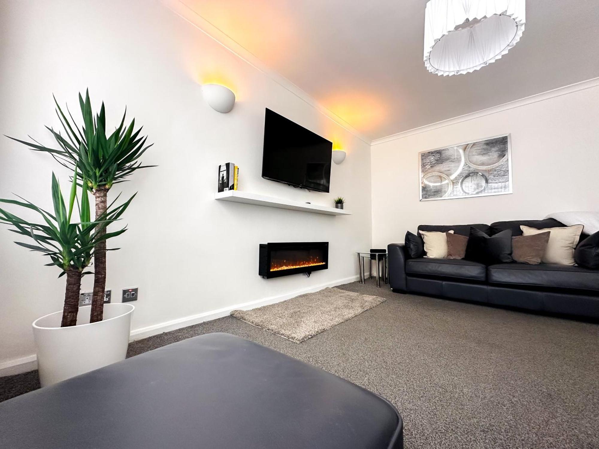 Contemporary And Cosy Birmingham Apartment- Free Parking & Wi-Fi Екстериор снимка